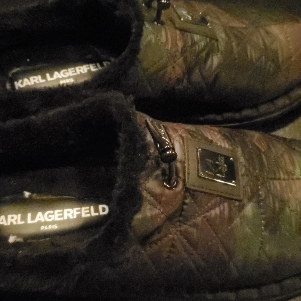 Karl Lagerfeld Camo Faux Fur Slippers     Size 13 - Picture 3 of 7